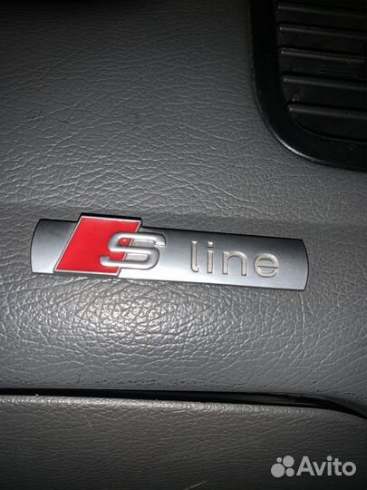 Шильдик S line на audi