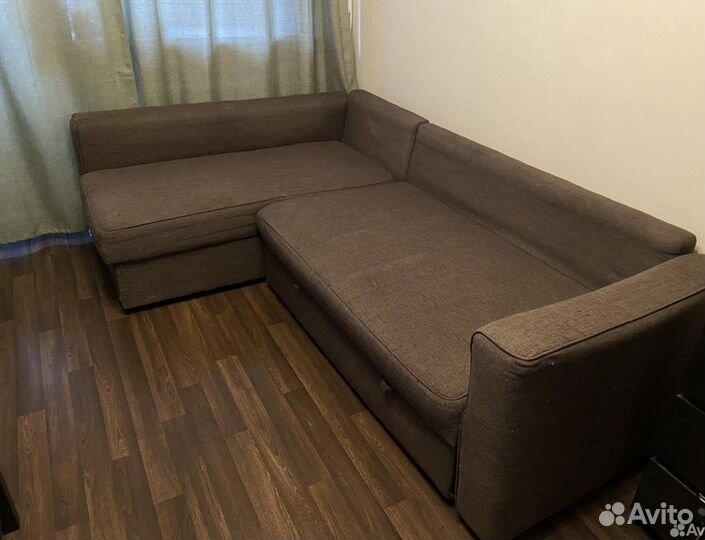 Угловой диван IKEA