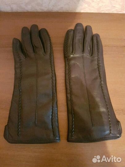 Женские перчатки