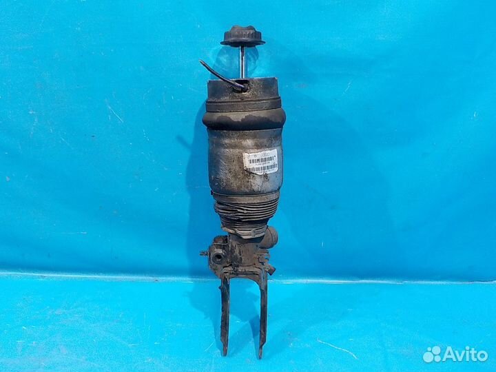 Пневмоамортизатор передний левый Audi Q7 (4L) 2005