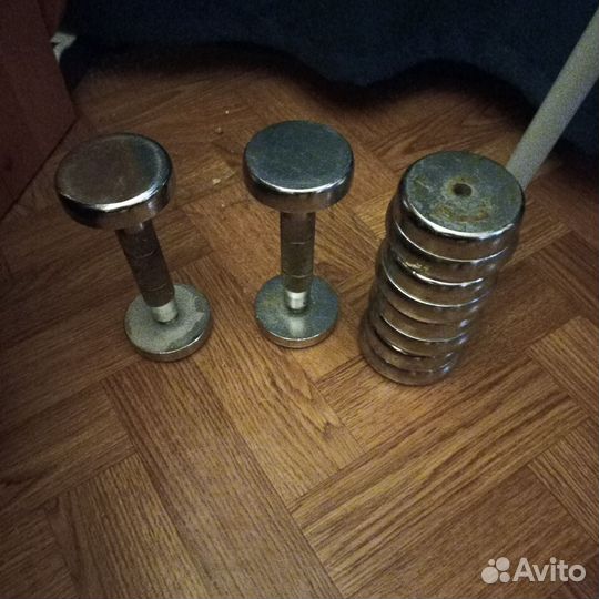 Гантели разборные (4.5кг в полном сборе 1 гантеля)