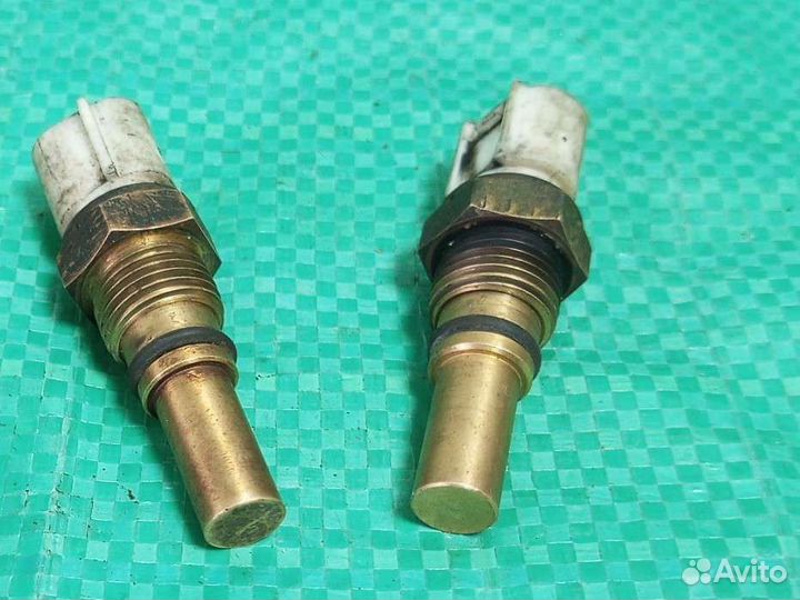 Датчик температуры охлаждающей жидкости Toyota