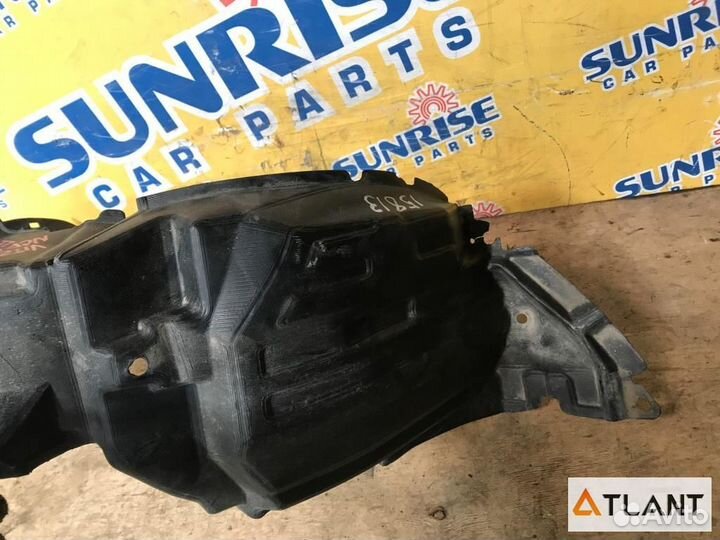 Подкрылок передний левый toyota vitz