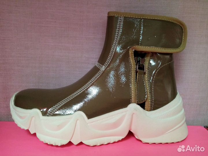 Ботинки женские