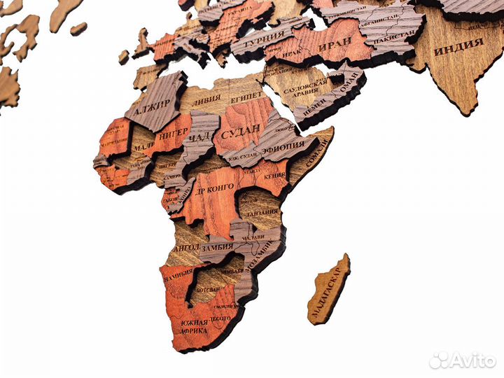 Деревянная карта мира Сургут