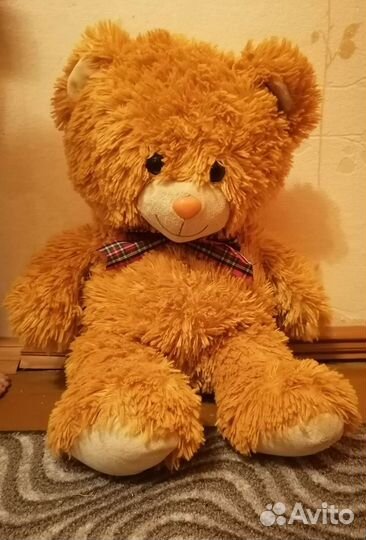 Плюшевый медведь