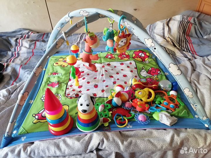Развивающий коврик