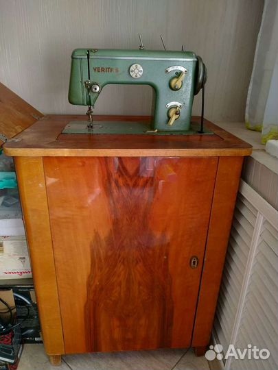 Швейная машина Veritas