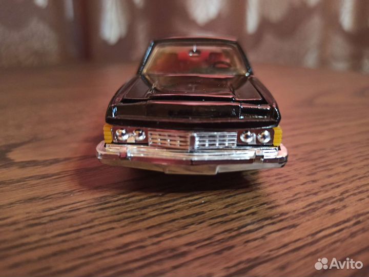 Коллекционная модель Чайка Газ 14