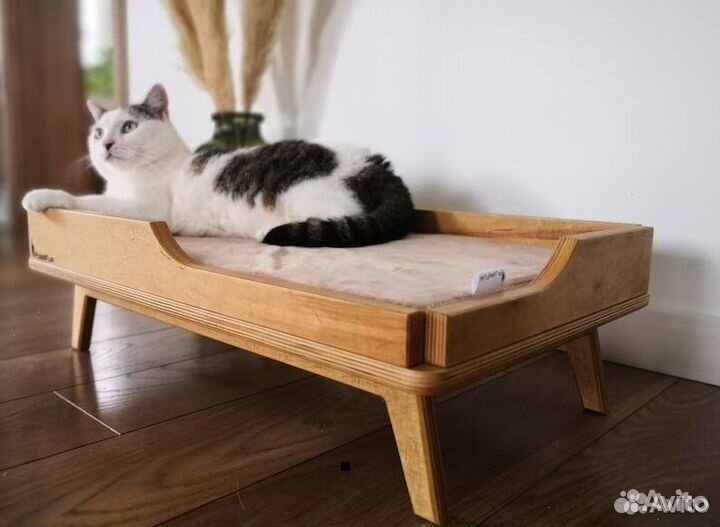 Лежанка для кошек / домик