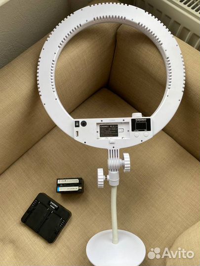 Кольцевой свет/лампа визажиста Yongnuo YN208 Pro