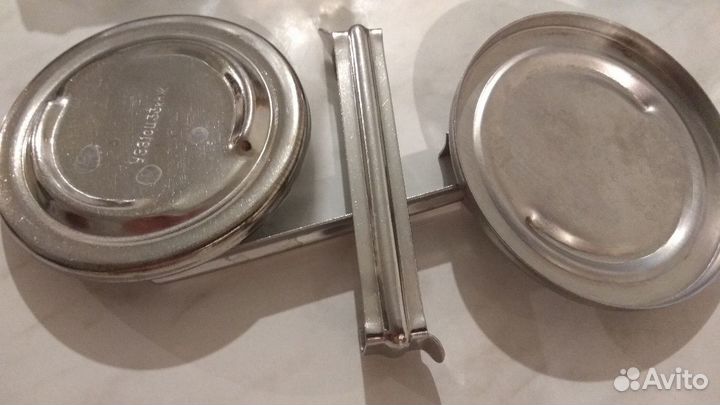 Крышки из нержавейки со скобами (хомутами)