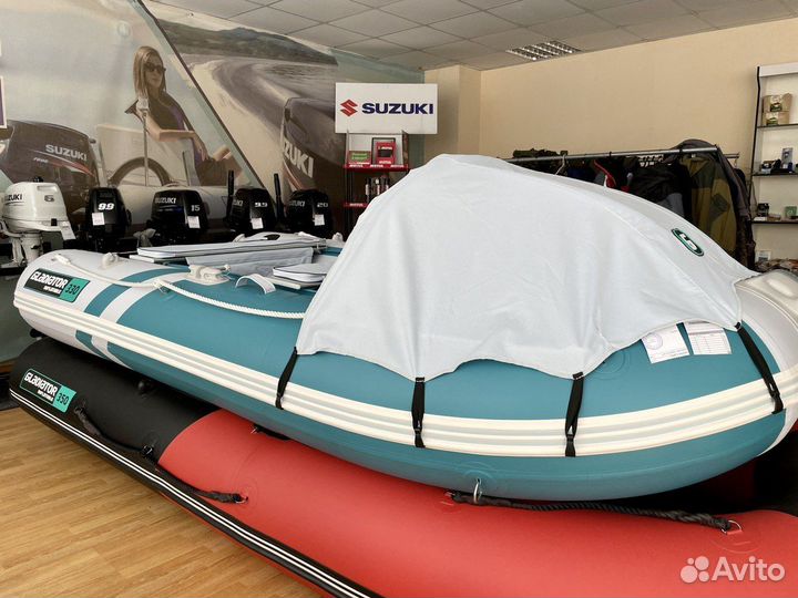 Лодка Gladiator 380 PRO