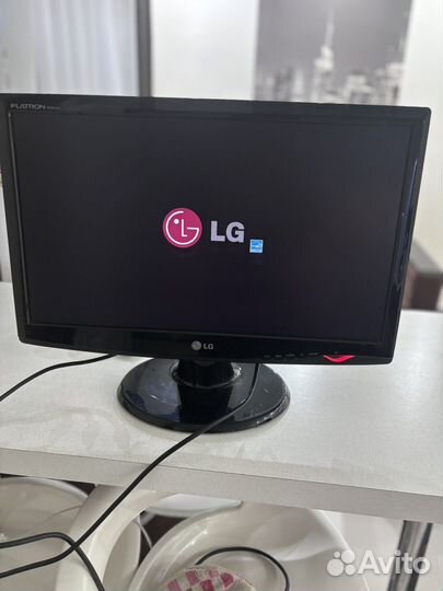 Монитор LG flatron w2043s pf