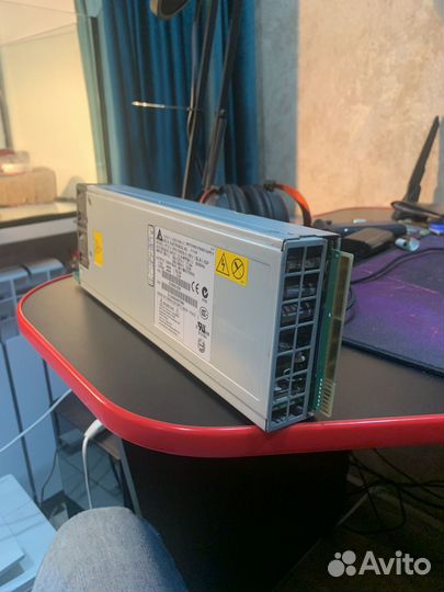 Серверный блок питания