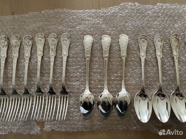 Набор столовых приборов