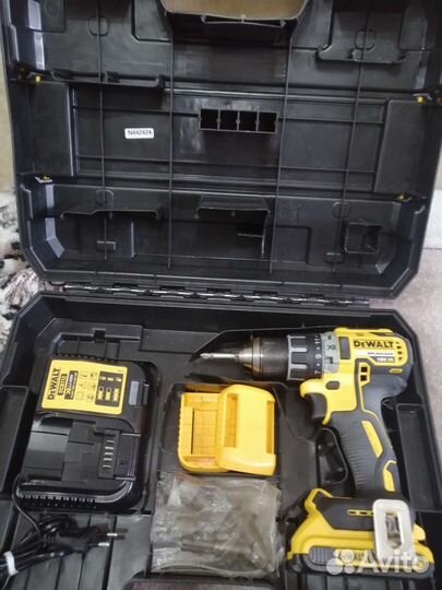 Аккумуляторная дрель