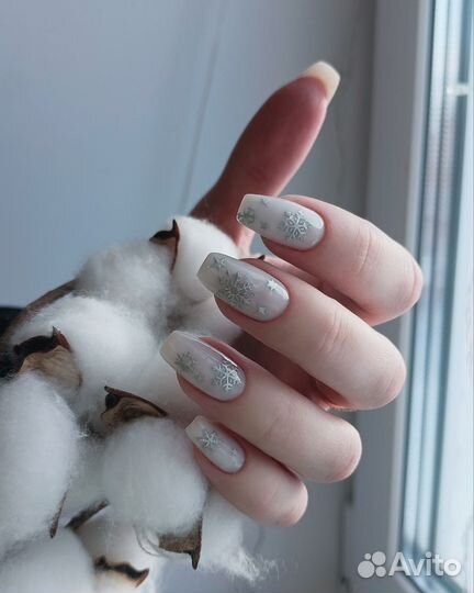 Маникюр с покрытием гель лак