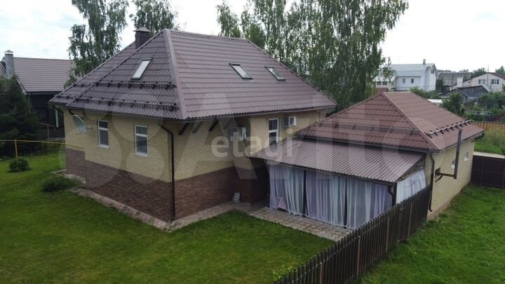 Дом 226,1 м² на участке 10,8 сот.