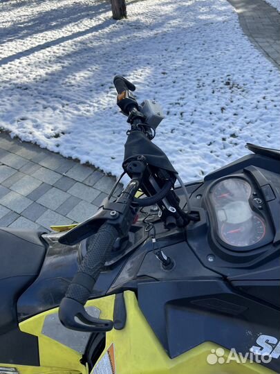 Ski doo summit x-t3 154 800r etec
