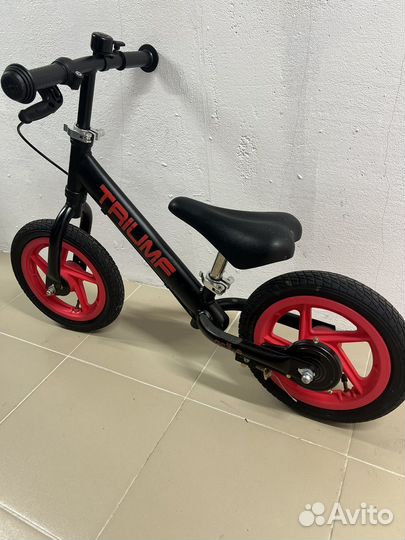 Детский велосипед беговел