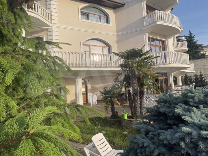 Гостиница, 1000 м²