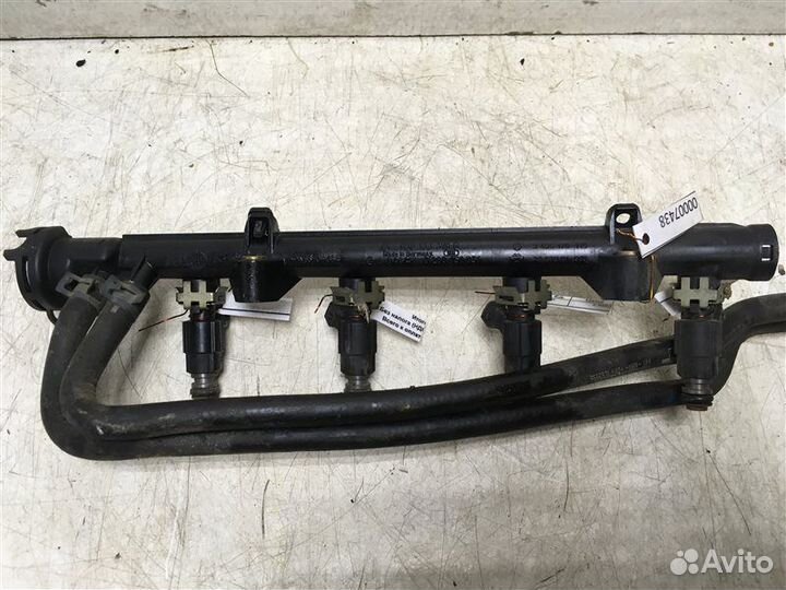 Форсунка инжекторная электрическая Volkswagen Golf