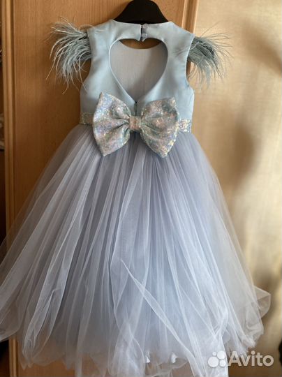 Платье на праздник для девочки