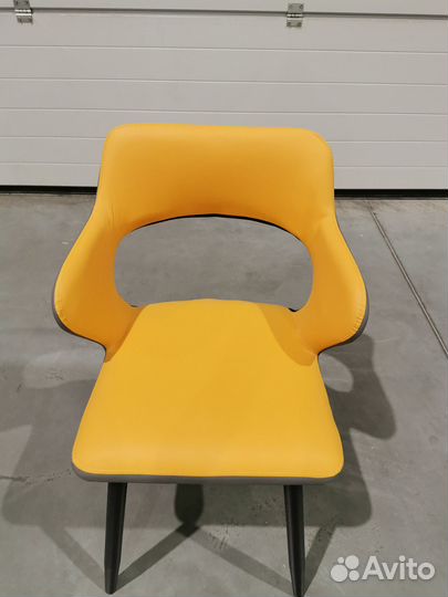 Новые кухонные стулья