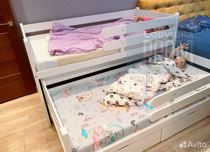 Двухъярусная кровать выкатная из настоящего дерева