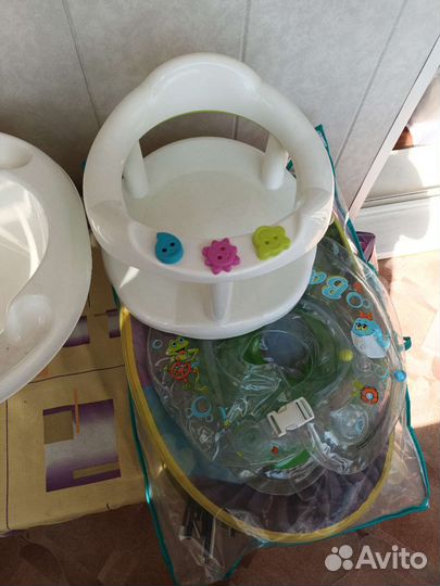 Ванночка для купания малыша и детские товары