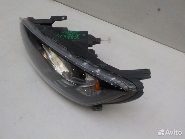 Фара левая LADA Granta 2011