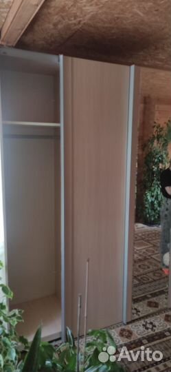 Шкаф-купе 3х створчатый с зеркалом