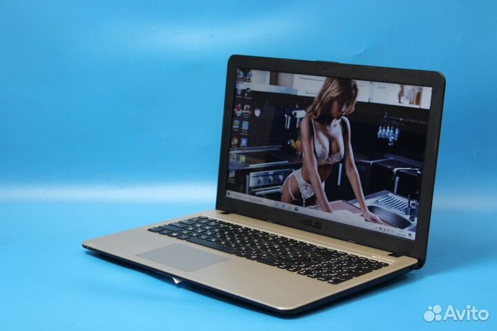 Ноутбук Asus на Core i7/GeForce/6Gb/1000Gb