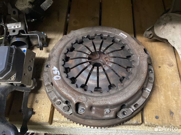 Toyota corolla 150 маховик со сцеплением 1.6
