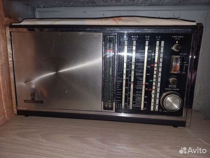 Радиоприемник grundig