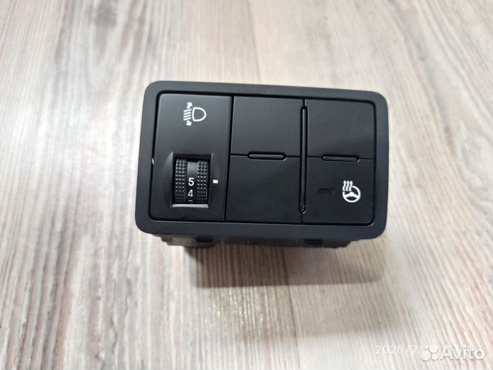 Кнопка многофункциональная Kia picanto 2