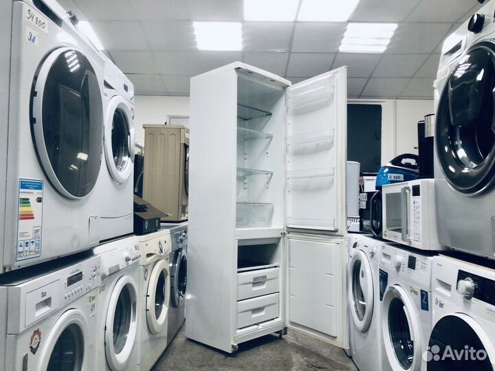 Холодильник Zanussi