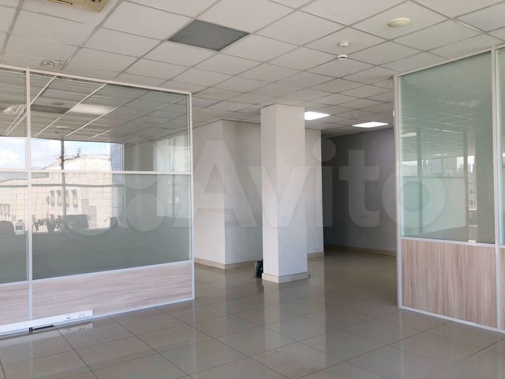 Офис, 319.9 м² с арендатром