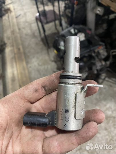 Датчик изменения фаз грм Шкода