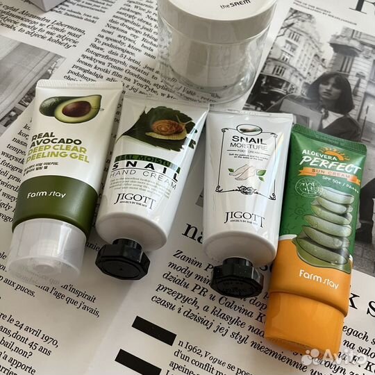 Набор косметики пакетом корейская