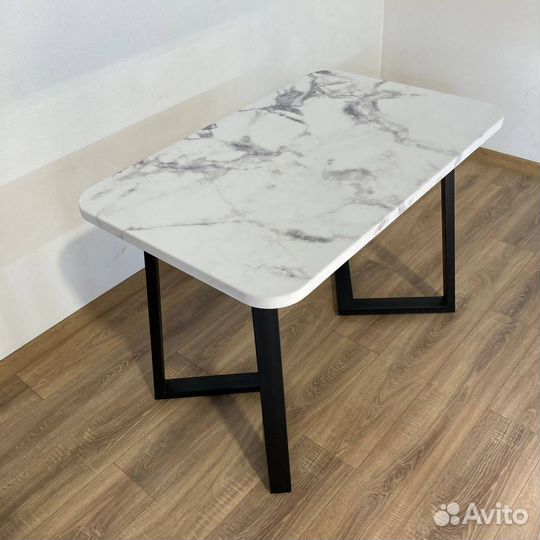 Стол 'Every Fortune'