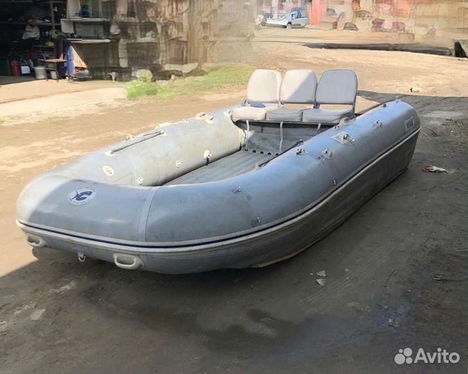 Надувная лодка