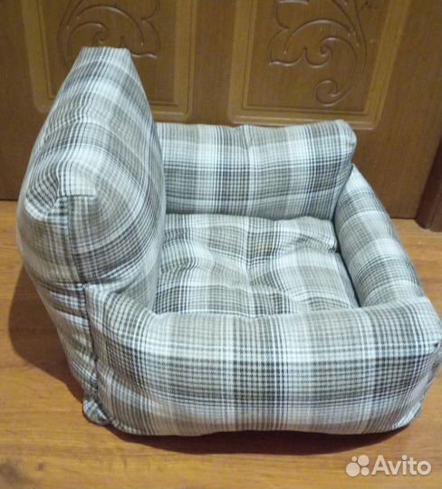 Лежанка для собак и кошек