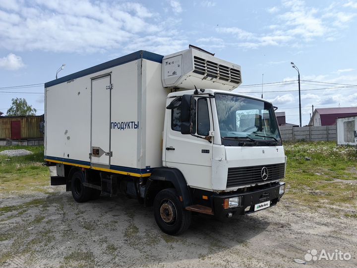 Mercedes-Benz 814, 1995