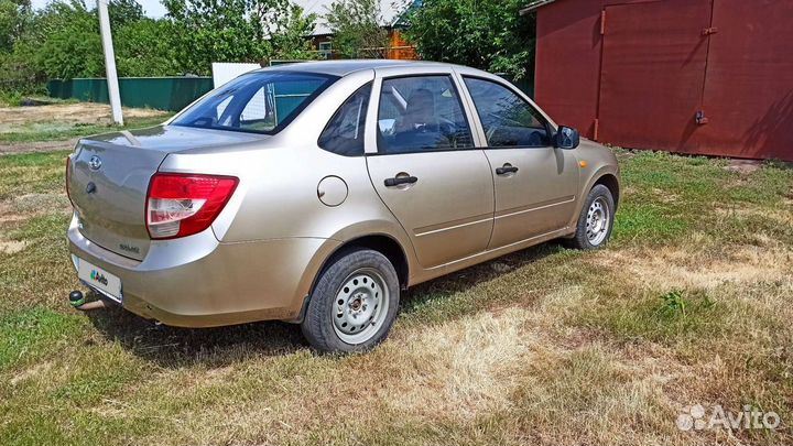 LADA Granta 1.6 МТ, 2012, 111 000 км