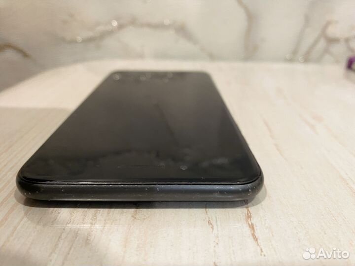 iPhone 8 Plus, 64 ГБ