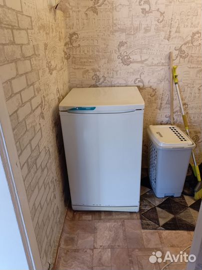 Морозильная камера Stinol