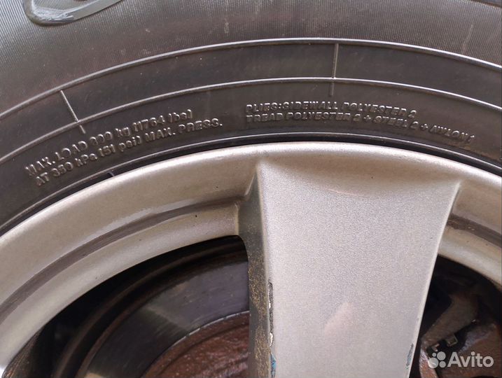 Yokohama Geolandar G033V 215/70 R16 100E