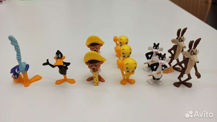 Игрушки из киндер сюрприза